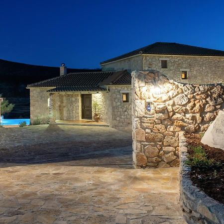 Villa Meralia Anafonitria Exterior photo