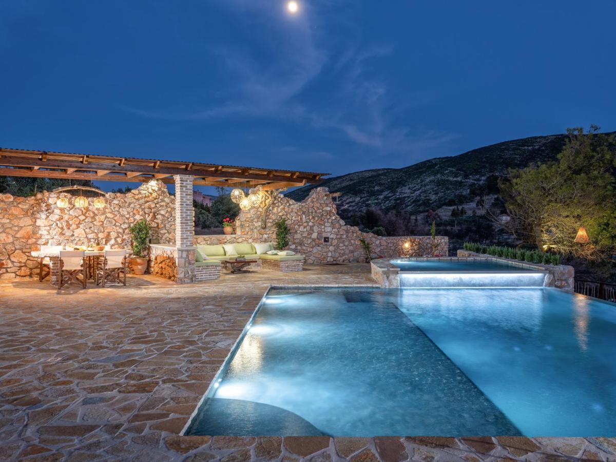 Villa Meralia Anafonitria Exterior photo